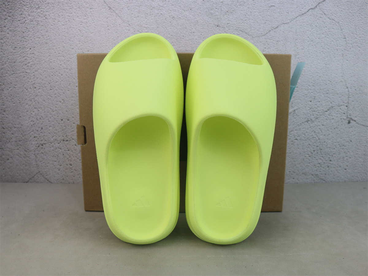 Free Shipping Yeezy Slide Glow Green 2022 Restock HQ6447